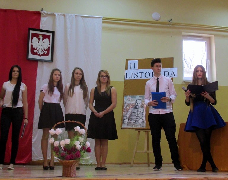 Święto Niepodległości szkoła w Chrobrzu